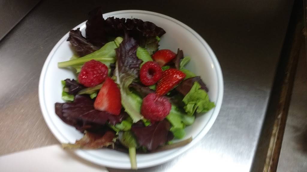 Patate Du Village (La) | restaurant | 1859 Chemin de la Rivière, Sainte-Clotilde-de-Châteauguay, QC J0L 1W0, Canada | 4508260835 OR +1 450-826-0835