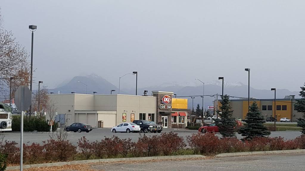 Dairy Queen Grill & Chill | restaurant | 611 E Tudor Rd, Anchorage, AK 99503, USA | 9075624455 OR +1 907-562-4455