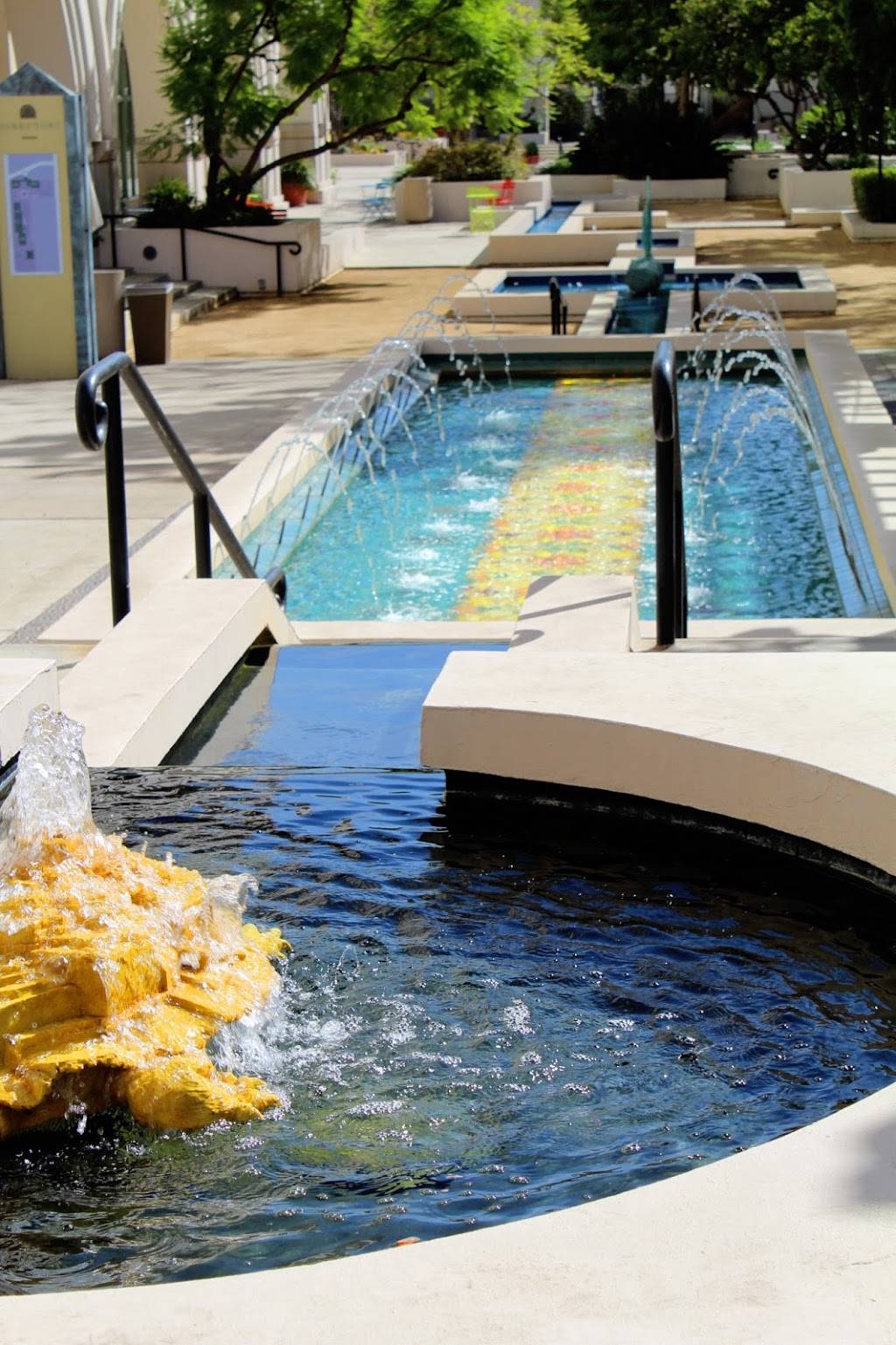 Ventanas Restaurant | restaurant | 191 N Los Robles Ave, Pasadena, CA 91101, USA | 6263041490 OR +1 626-304-1490