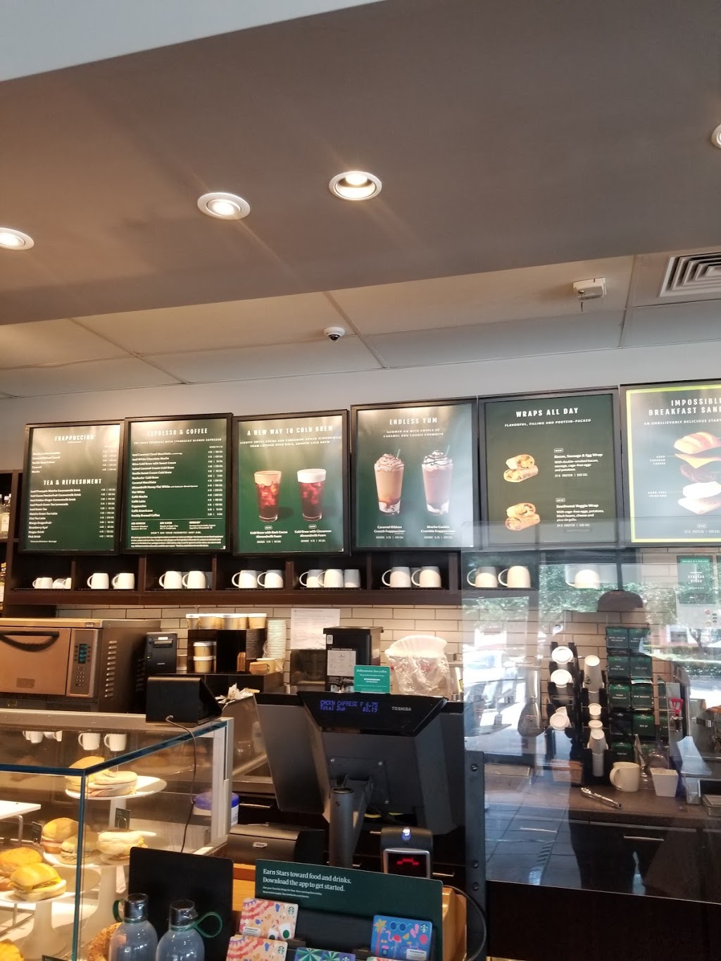 Starbucks | cafe | 14200 SW 8th St #101, Miami, FL 33184, USA | 3052215370 OR +1 305-221-5370