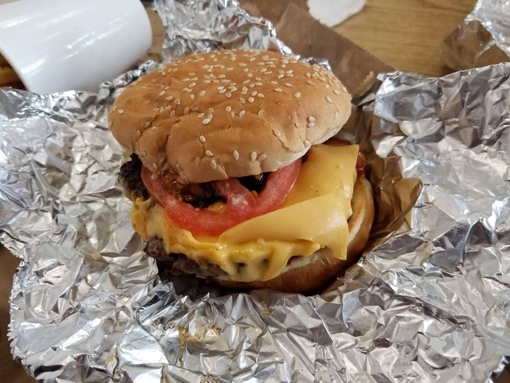 Five Guys | meal takeaway | 2100 Union Ave, Memphis, TN 38104, USA | 9015524017 OR +1 901-552-4017