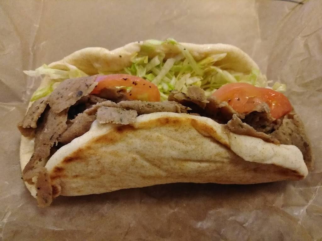 Arbys | restaurant | 701 N Canfield Niles Rd, Youngstown, OH 44515, USA | 3306525217 OR +1 330-652-5217