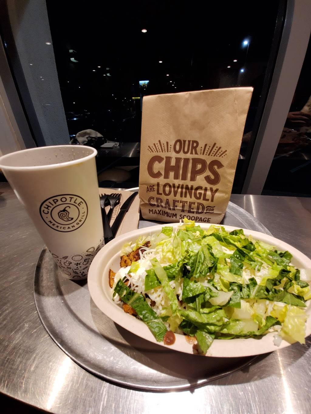 Chipotle Mexican Grill | restaurant | 8005 Fletcher Pkwy, La Mesa, CA 91942, USA | 6195892258 OR +1 619-589-2258