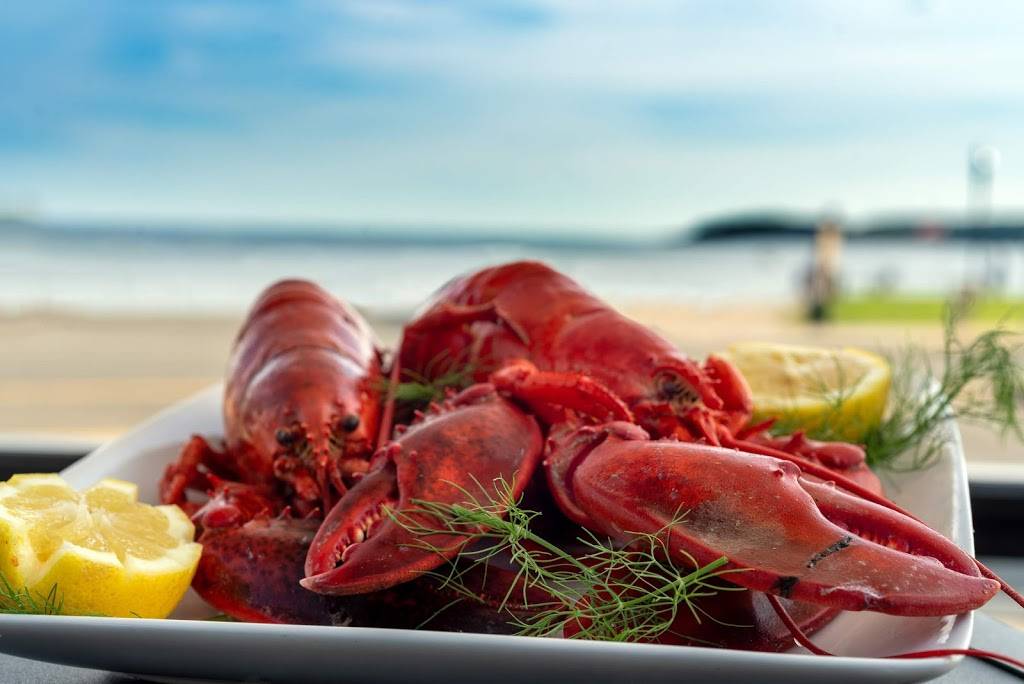 Yella on the Water | restaurant | 25 Western Ave, Gloucester, MA 01930, USA | 9784915334 OR +1 978-491-5334