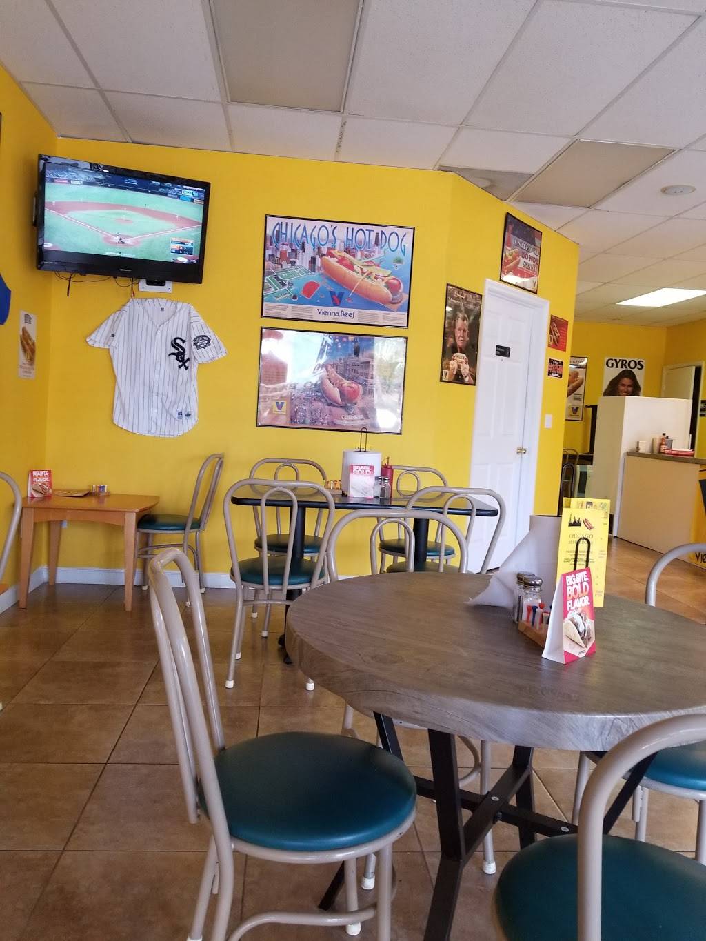 Chicago Beef & Dogs | restaurant | 3812 Skyline Blvd Unit E, Cape Coral, FL 33914, USA | 2393478111 OR +1 239-347-8111