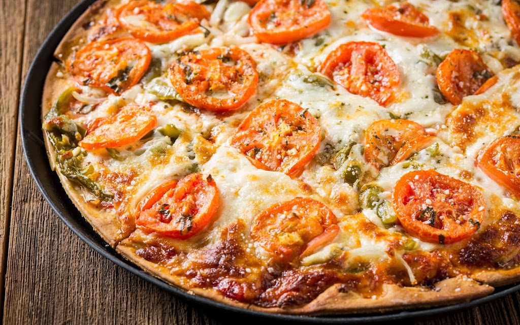 Rosati’s Pizza | restaurant | 4863 N Broadway, Chicago, IL 60640, USA | 7733343333 OR +1 773-334-3333