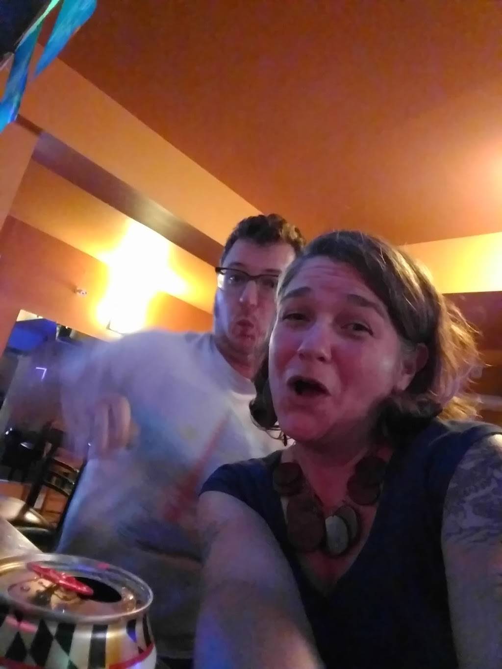 Lime Light Inn | restaurant | 408 Ingleside Ave, Catonsville, MD 21228, USA | 4107442244 OR +1 410-744-2244