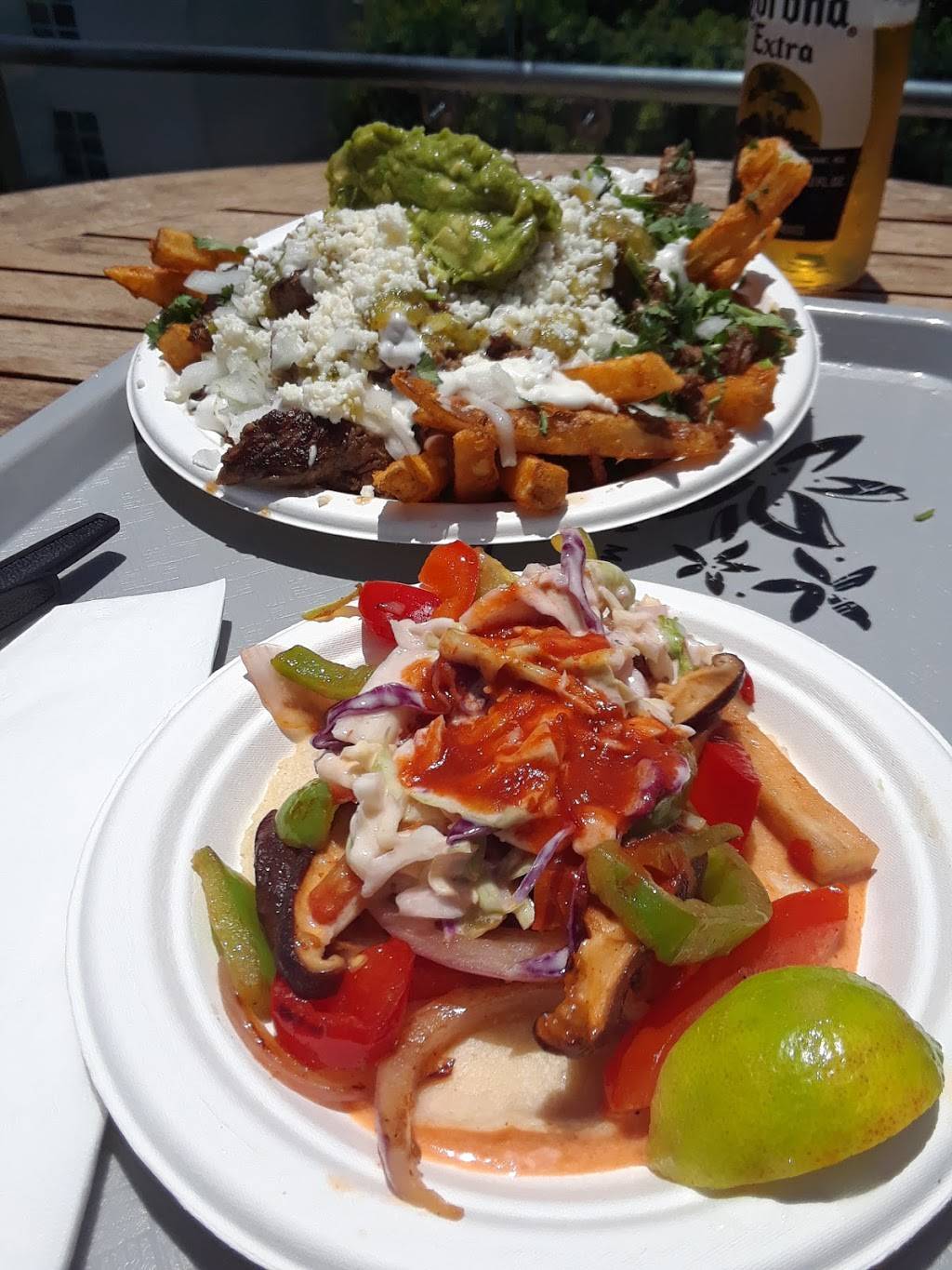 Pinches Tacos | restaurant | 395 Santa Monica Blvd #378, Santa Monica, CA 90401, USA | 3103940373 OR +1 310-394-0373