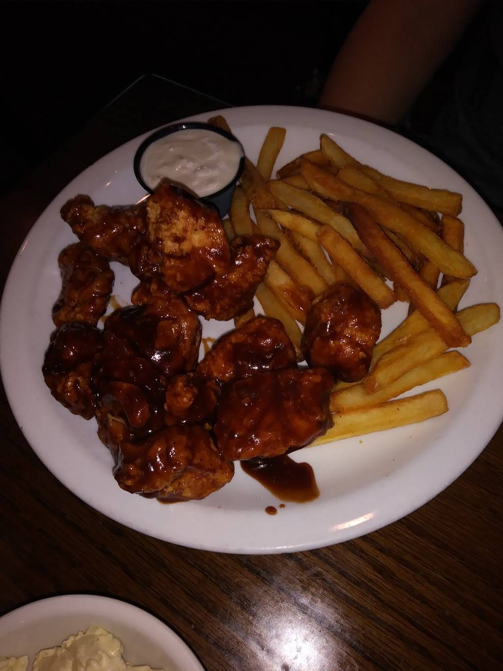 Kazbors Grille | restaurant | 9992 US-301, Riverview, FL 33569, USA | 8136771673 OR +1 813-677-1673