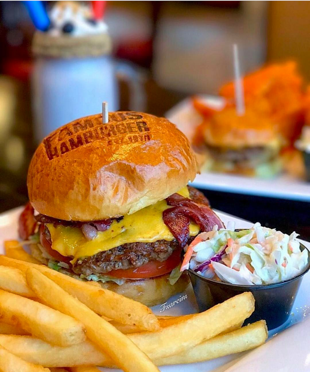 Famous Hamburger | restaurant | 44011 Ford Rd, Canton, MI 48187, USA | 7346671276 OR +1 734-667-1276