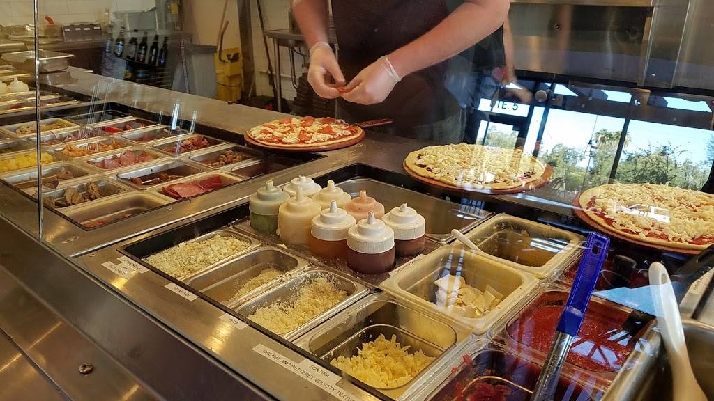 Fired Pie | restaurant | 2855 W Ray Rd #5, Chandler, AZ 85224, USA | 4808572101 OR +1 480-857-2101