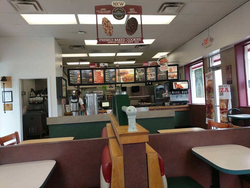 Arbys | restaurant | 26368 Lorain Rd, North Olmsted, OH 44070, USA | 4407348413 OR +1 440-734-8413