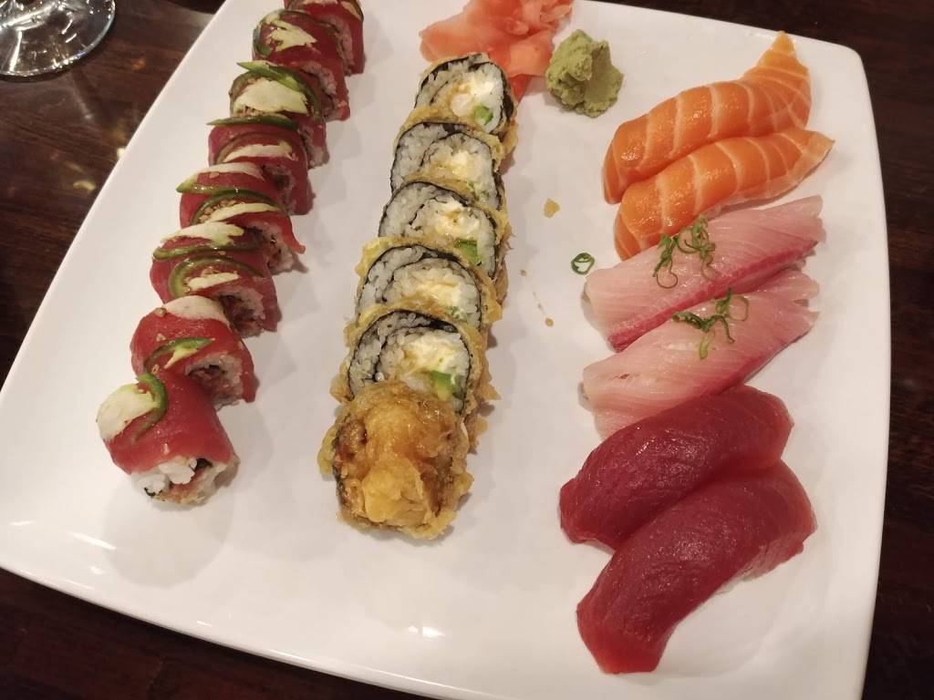 168 Sushi & Kitchen | restaurant | 8 Sconticut Neck Rd, Fairhaven, MA 02719, USA | 7742061895 OR +1 774-206-1895