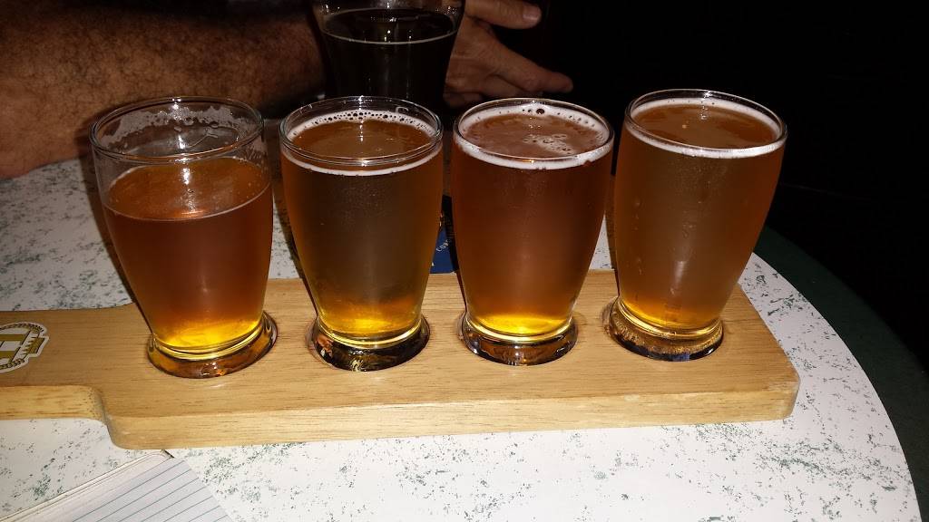 Hoffers Cigar Bar | restaurant | 8282 La Mesa Blvd, La Mesa, CA 91942, USA | 6194668282 OR +1 619-466-8282