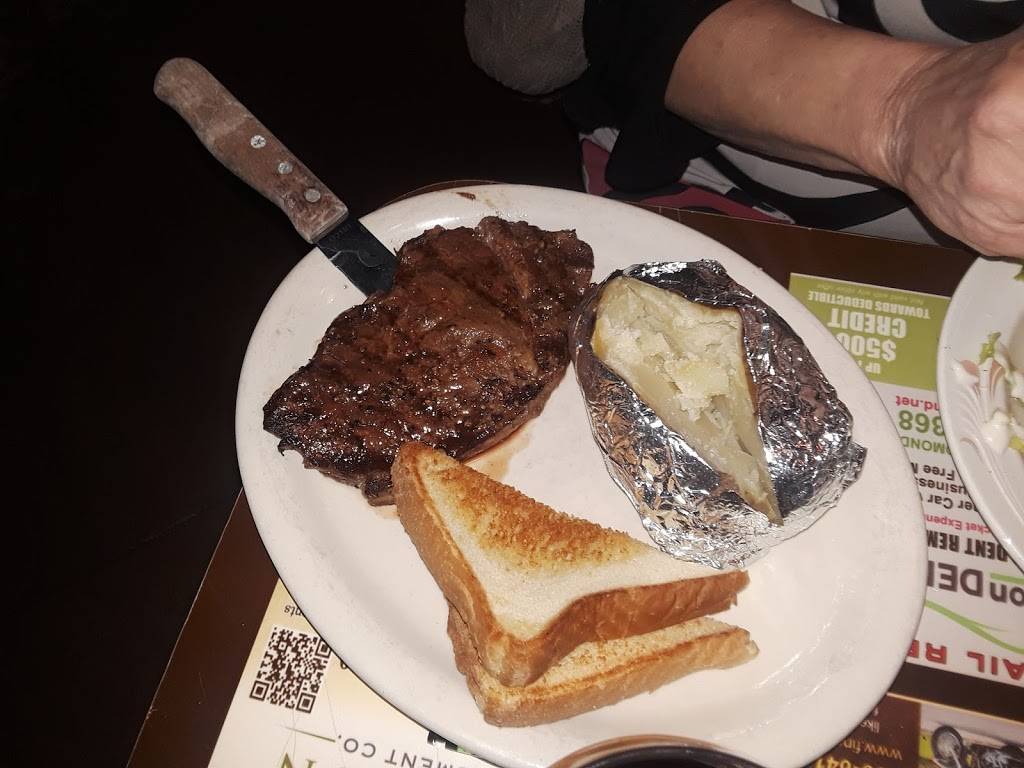 Thunder Roadhouse Cafe | restaurant | 900 W Memorial Rd, Oklahoma City, OK 73114, USA | 4057526073 OR +1 405-752-6073