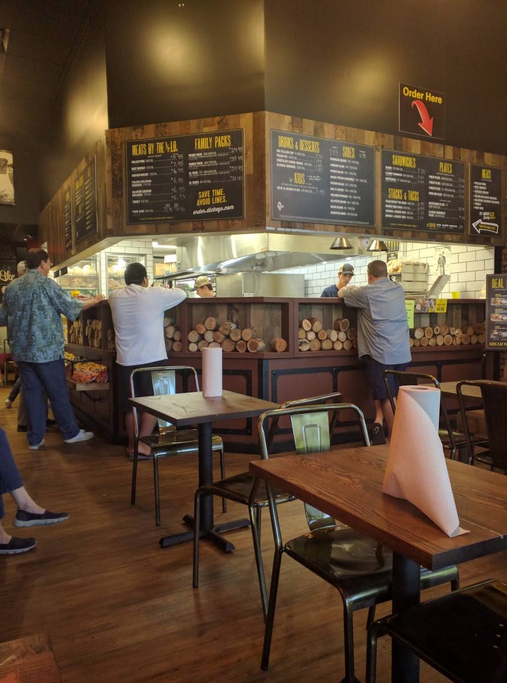 Dickeys Barbecue Pit | restaurant | 210 E Parkwood Dr, Friendswood, TX 77546, USA | 2819478455 OR +1 281-947-8455