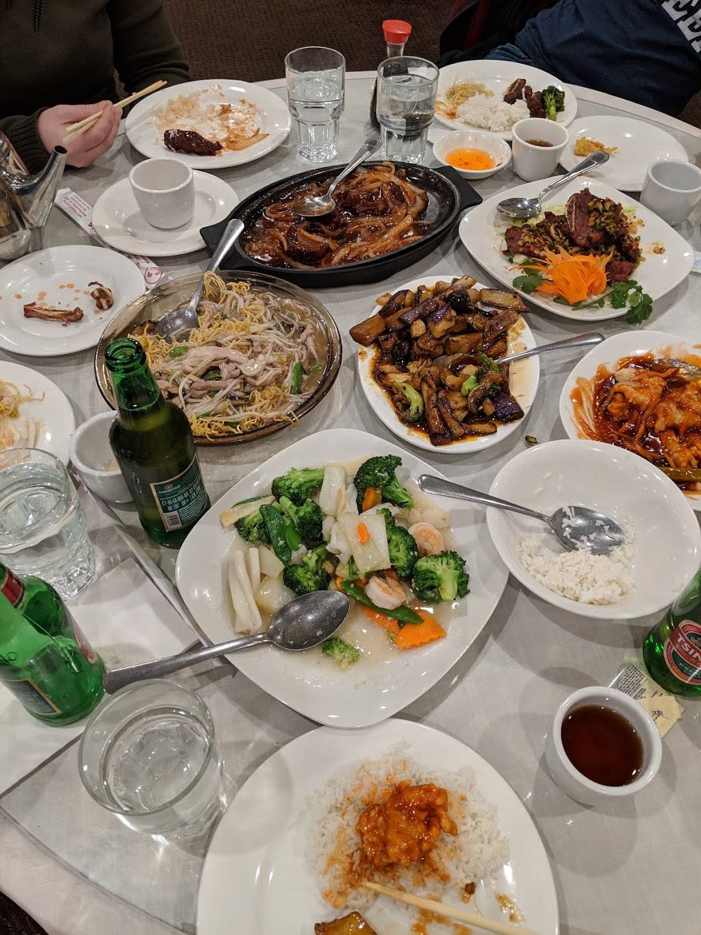 Shangri-La | restaurant | 6407 Orchard Lake Rd, West Bloomfield Township, MI 48322, USA | 2486268585 OR +1 248-626-8585