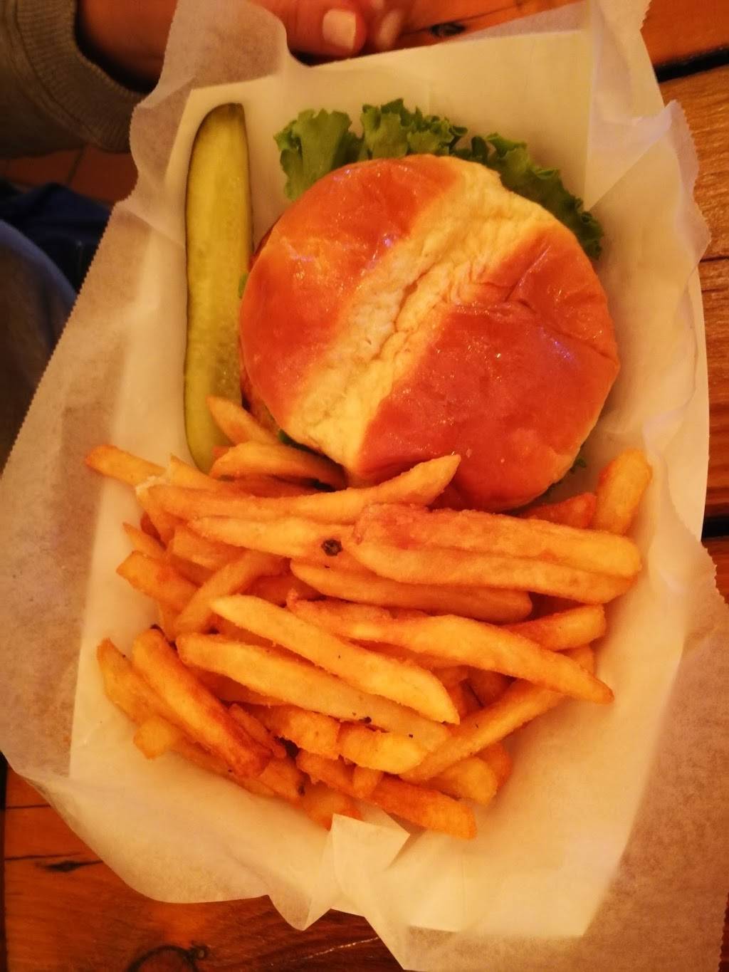 DECCA | restaurant | 10, Charlestown Navy Yard, Charlestown, MA 02129, USA | 6172425000 OR +1 617-242-5000