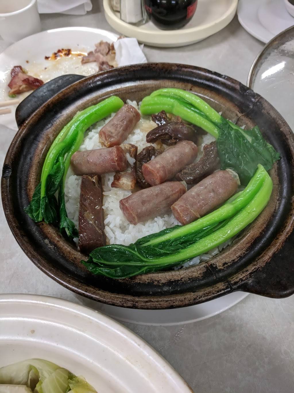 Guangdong Barbecue & Tea House Restaurant | restaurant | 2191 Irving St, San Francisco, CA 94122, USA | 4157319948 OR +1 415-731-9948