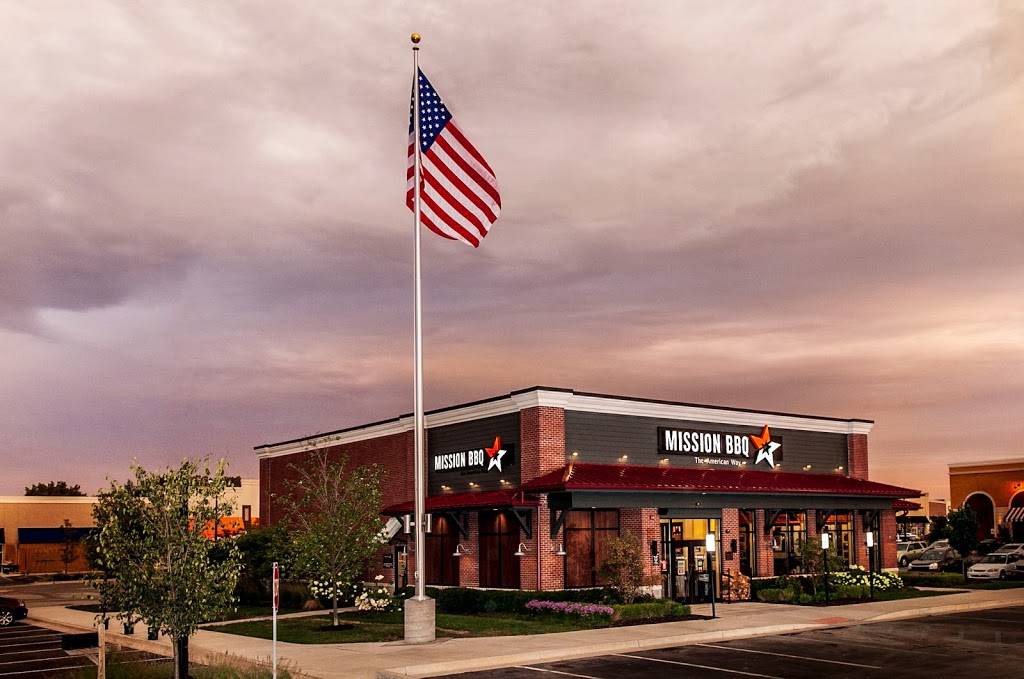 MISSION BBQ | restaurant | 2190 E Beltline Ave NE, Grand Rapids, MI 49525, USA | 6168284833 OR +1 616-828-4833