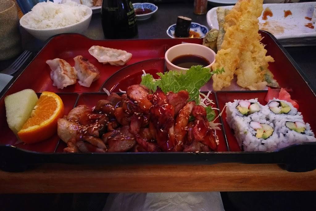 Sushi Mania | restaurant | 1711 Branham Ln, San Jose, CA 95118, USA | 4082653929 OR +1 408-265-3929