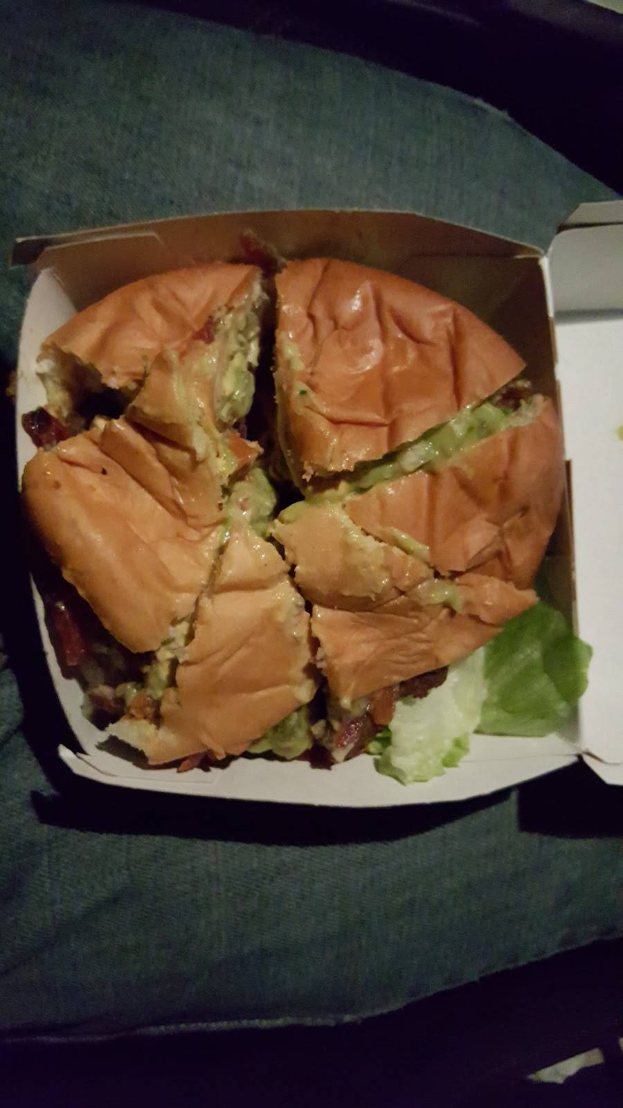 Carls Jr. | restaurant | 27606 Newhall Ranch Rd, Santa Clarita, CA 91355, USA | 6612573114 OR +1 661-257-3114