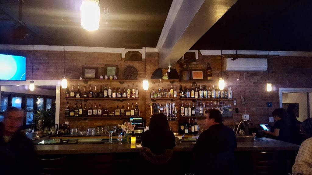 Wellingtons Grill | restaurant | 110 Halstead Ave, Harrison, NY 10528, USA | 9143151532 OR +1 914-315-1532