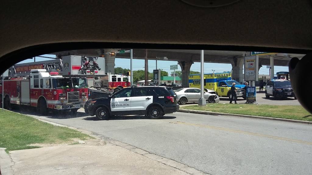 La Familia | restaurant | 8540 Research Blvd, Austin, TX 78758, USA | 5124586500 OR +1 512-458-6500