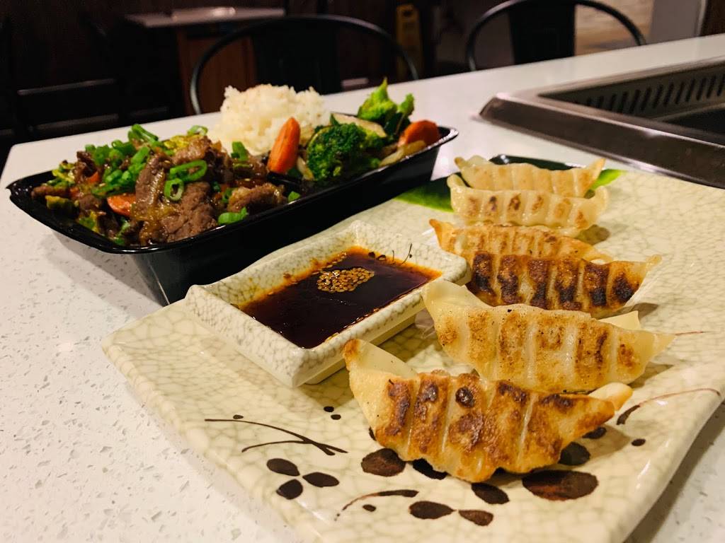 Grand Mongolian Hot Pot | restaurant | 510 W Touhy Ave, Park Ridge, IL 60068, USA | 2248184000 OR +1 224-818-4000