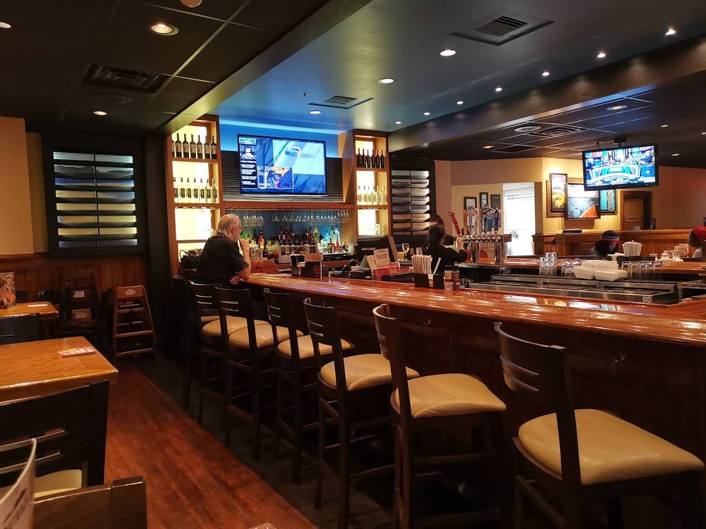 Outback Steakhouse | restaurant | 8880 Springbrook Dr NW, Coon Rapids, MN 55433, USA | 7637929159 OR +1 763-792-9159