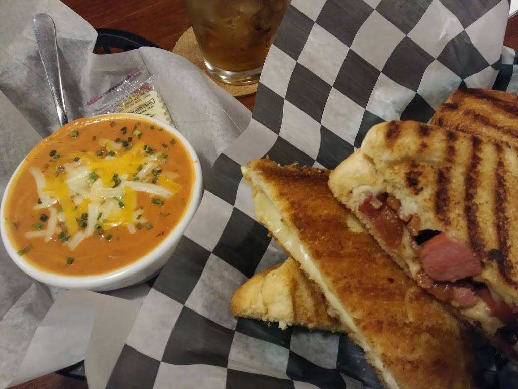 Blue Room Family Restaurant & Tavern | restaurant | 214 S Union St, Middletown, PA 17057, USA | 7179446208 OR +1 717-944-6208