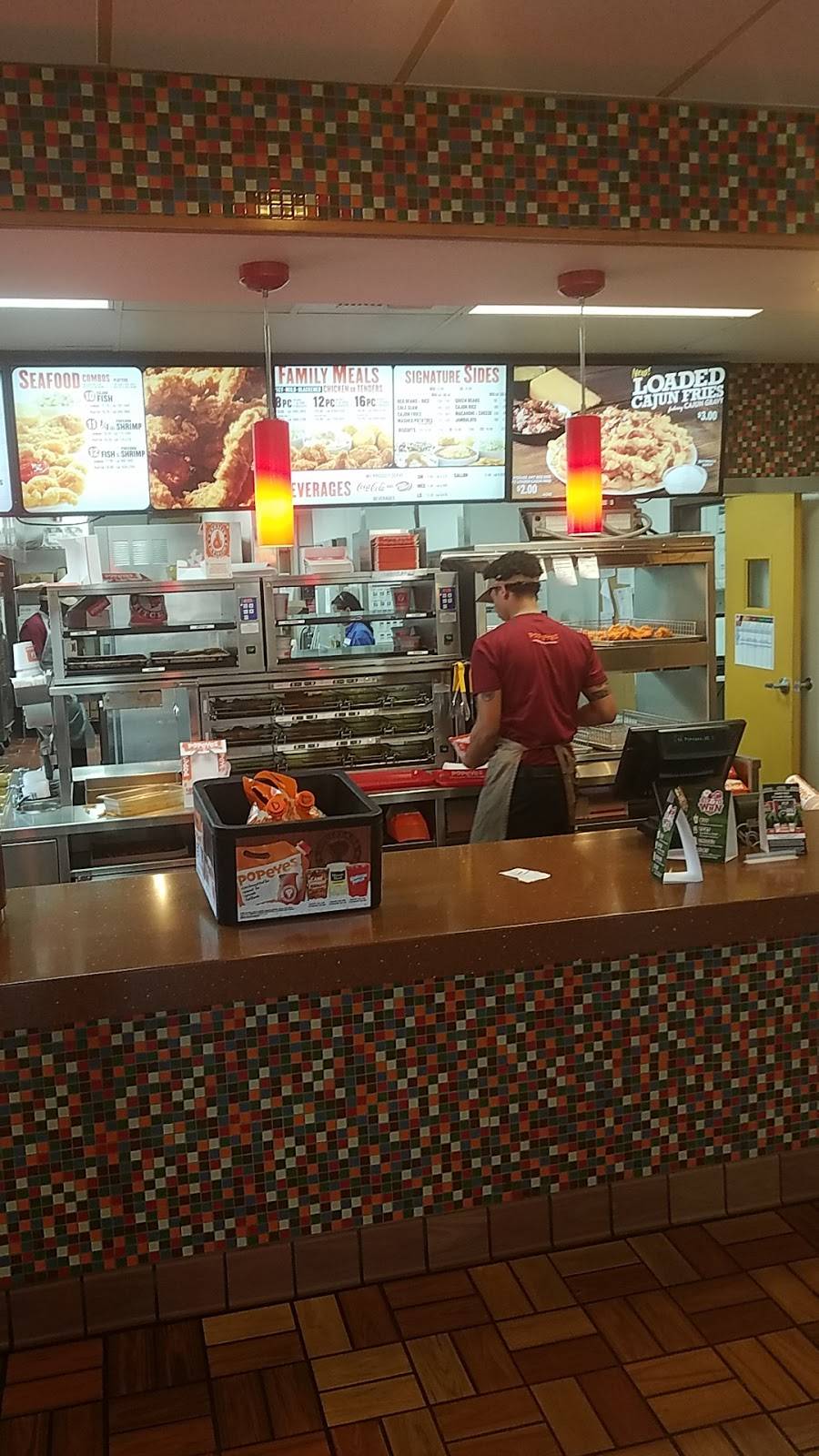 Popeyes Louisiana Kitchen | restaurant | 1449 White Ln, Bakersfield, CA 93307, USA | 6618366633 OR +1 661-836-6633