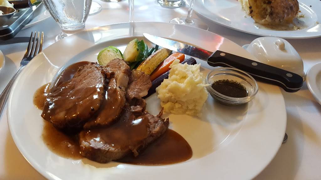 Chelsea | restaurant | 7 John St S, Mississauga, ON L5H 2E3, Canada | 9052714290 OR +1 905-271-4290