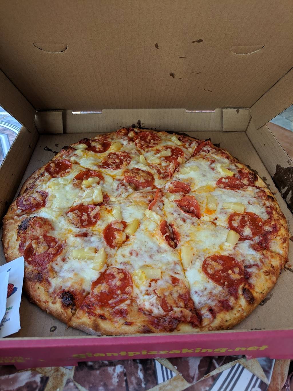 Giant Pizza King | meal takeaway | 600 Palm Ave #100, Imperial Beach, CA 91932, USA | 6194237601 OR +1 619-423-7601