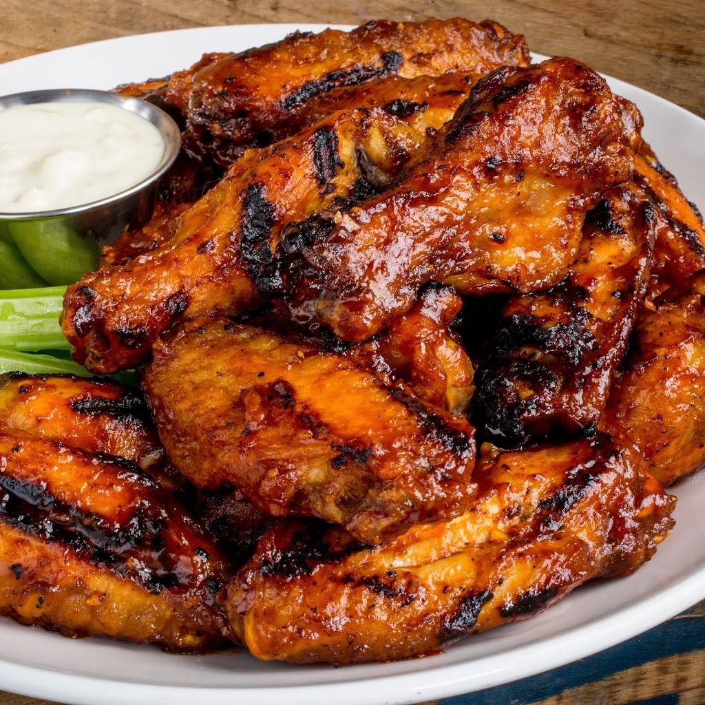 Bokampers Sports Bar & Grill | restaurant | 1280 S Pine Island Rd, Plantation, FL 33324, USA | 9545337152 OR +1 954-533-7152