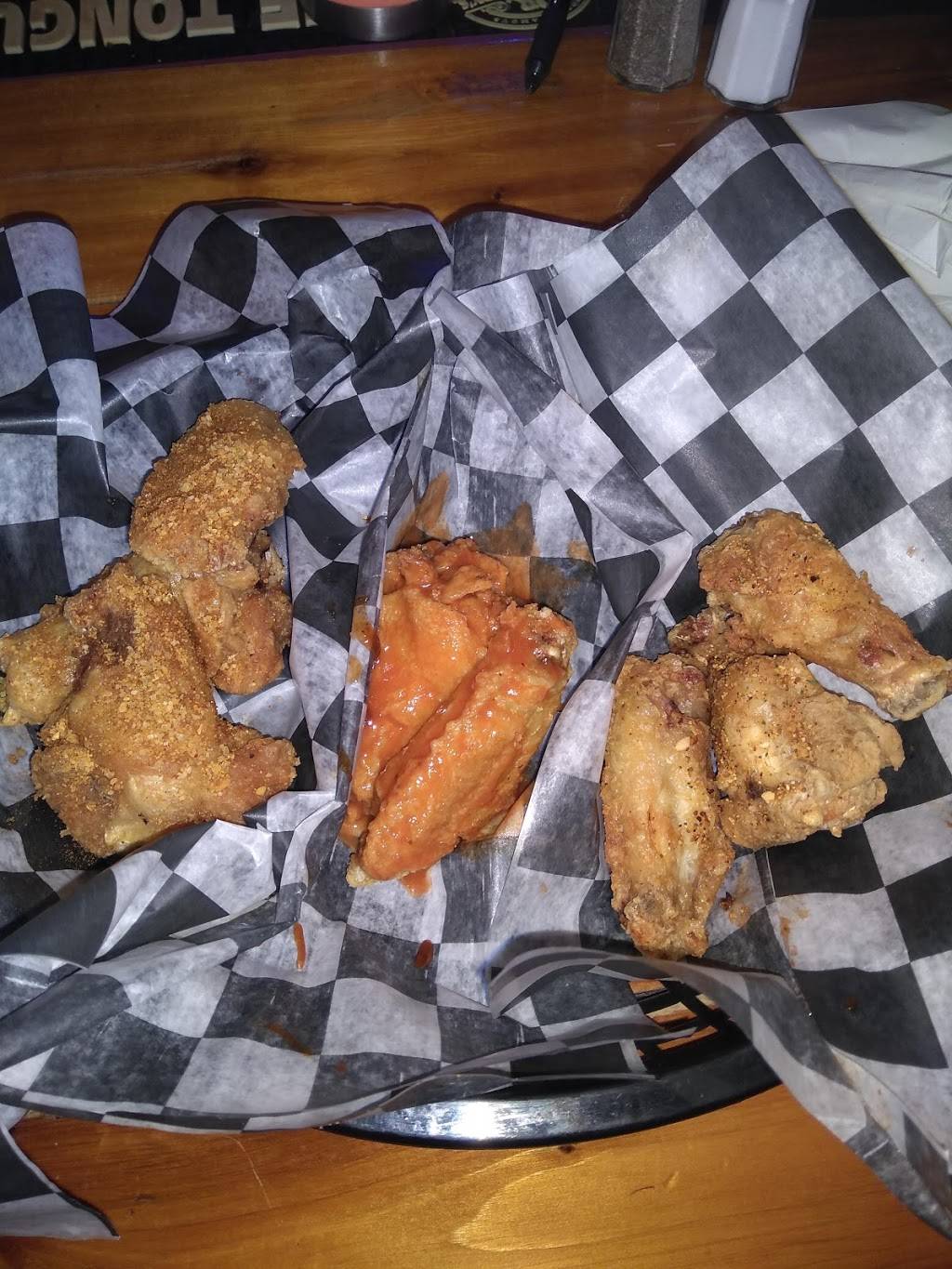 Two Broke Girls Bar LLC | restaurant | 542 Main St E, Trimont, MN 56176, USA | 5076396777 OR +1 507-639-6777