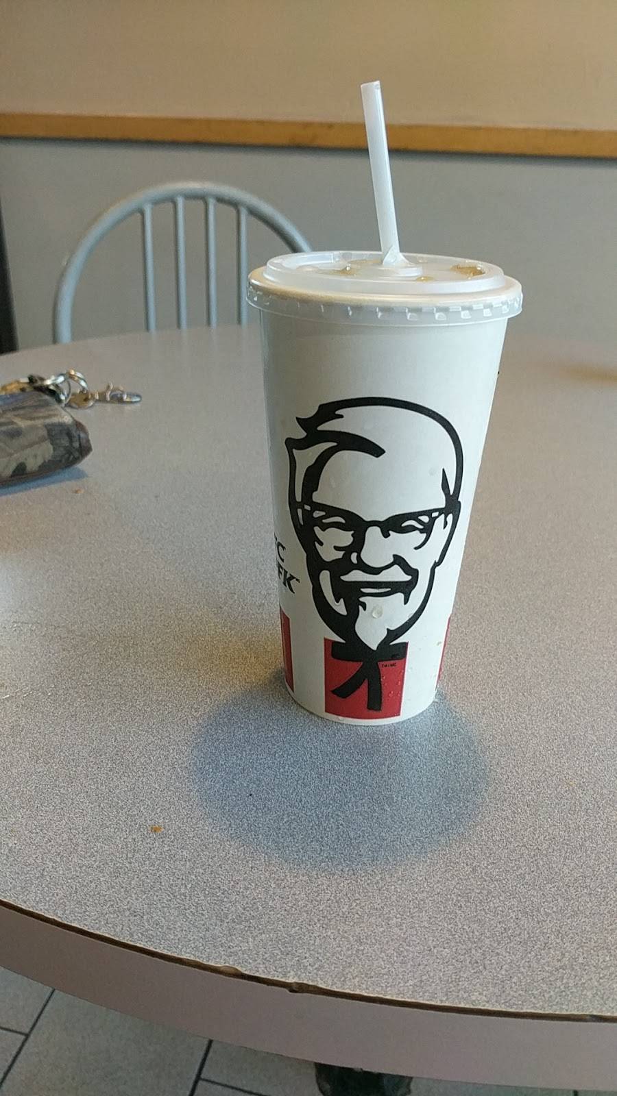 PFK | meal takeaway | 1551 Boulevard Shevchenko, LaSalle, QC H8N 1P3, Canada | 5143636660 OR +1 514-363-6660