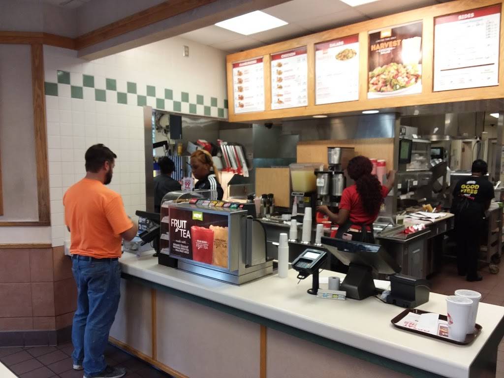 Wendys | restaurant | 10101 New Berlin Rd, Jacksonville, FL 32226, USA | 9047149158 OR +1 904-714-9158