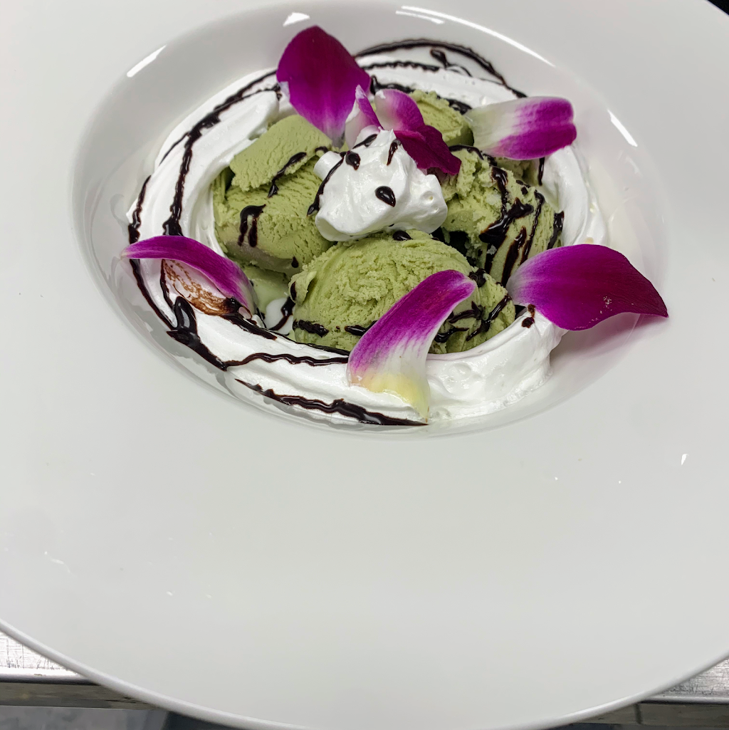 Mizu Sushi&Thai | restaurant | 5979 Pine Ridge Rd, Naples, FL 34119, USA | 2392978888 OR +1 239-297-8888