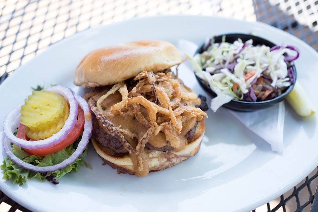 Llywelyns Pub | restaurant | 3300 Mid Rivers Mall Dr, St Peters, MO 63376, USA | 6363870771 OR +1 636-387-0771