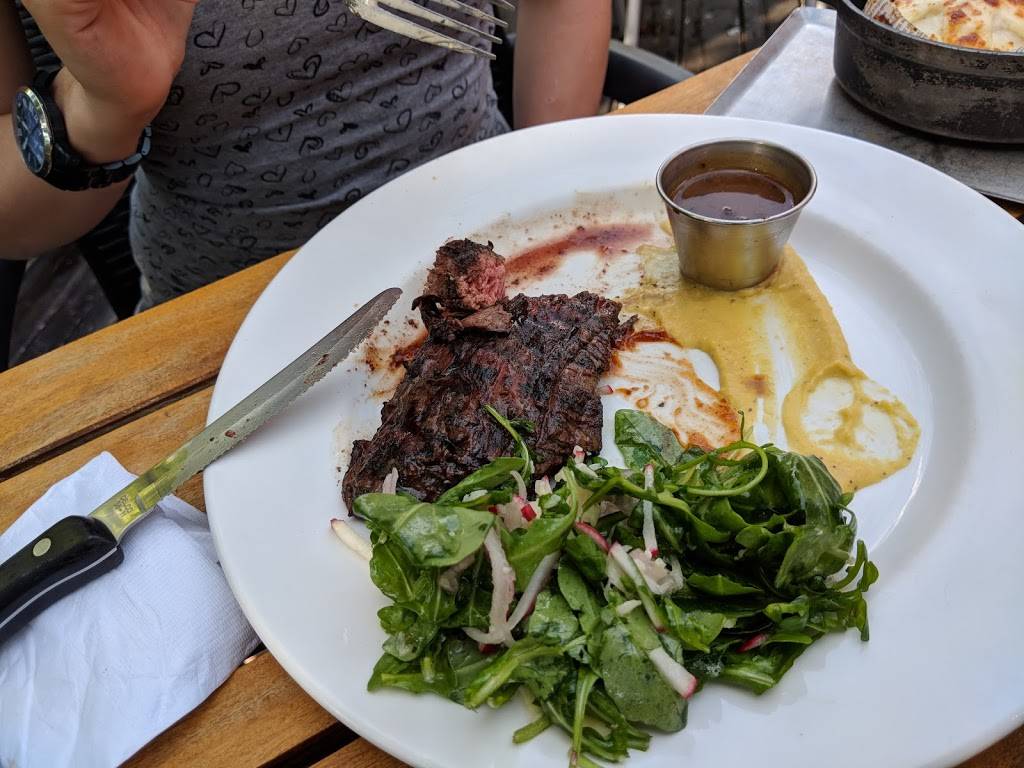 Restaurant Le Côte | restaurant | 12 Rue Saint-Matthieu, Beloeil, QC J3G 2W1, Canada | 4504641633 OR +1 450-464-1633