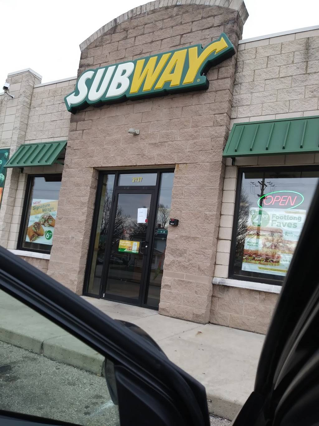 Subway | restaurant | 2133 Needmore Rd, Dayton, OH 45414, USA | 9372757033 OR +1 937-275-7033