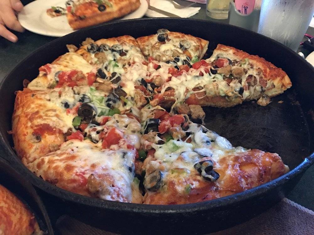 Numero Uno Pizza | meal delivery | 26111 Bouquet Canyon Rd # B1, Saugus, CA 91350, USA | 6612593895 OR +1 661-259-3895