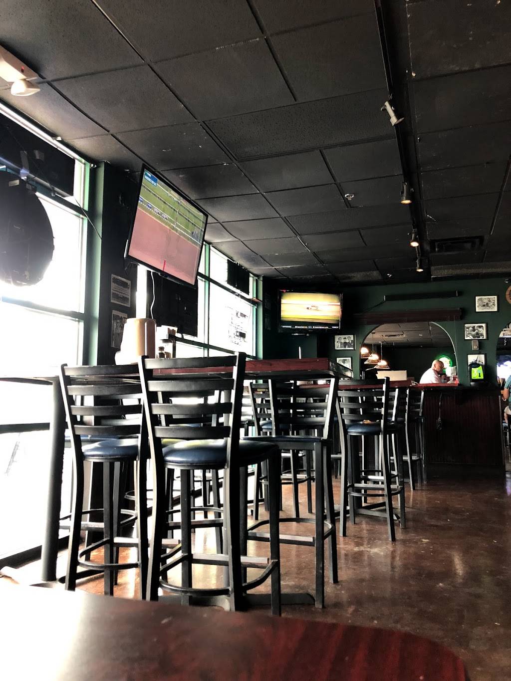 Sals Pizza Pub | meal takeaway | 812 Lyndon Ln, Louisville, KY 40222, USA | 5023654700 OR +1 502-365-4700