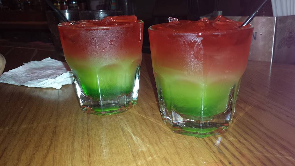 Steves Belgrade | restaurant | 2431 16th St, Moline, IL 61265, USA | 3097976195 OR +1 309-797-6195