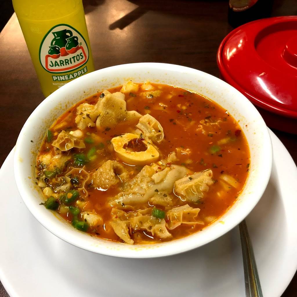 Taqueria Los Cazadores | restaurant | 19559 Viking Ave NW, Poulsbo, WA 98370, USA | 3607796336 OR +1 360-779-6336