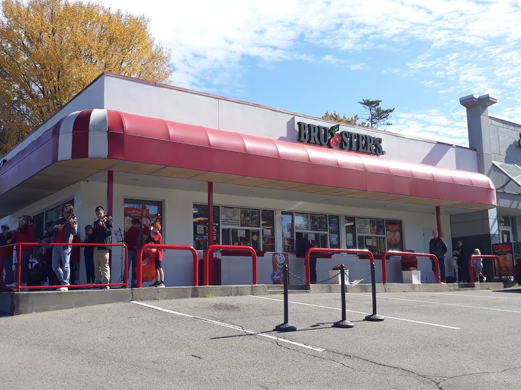 Brusters Real Ice Cream | bakery | 9600 Perry Hwy, Pittsburgh, PA 15237, USA | 4123669899 OR +1 412-366-9899