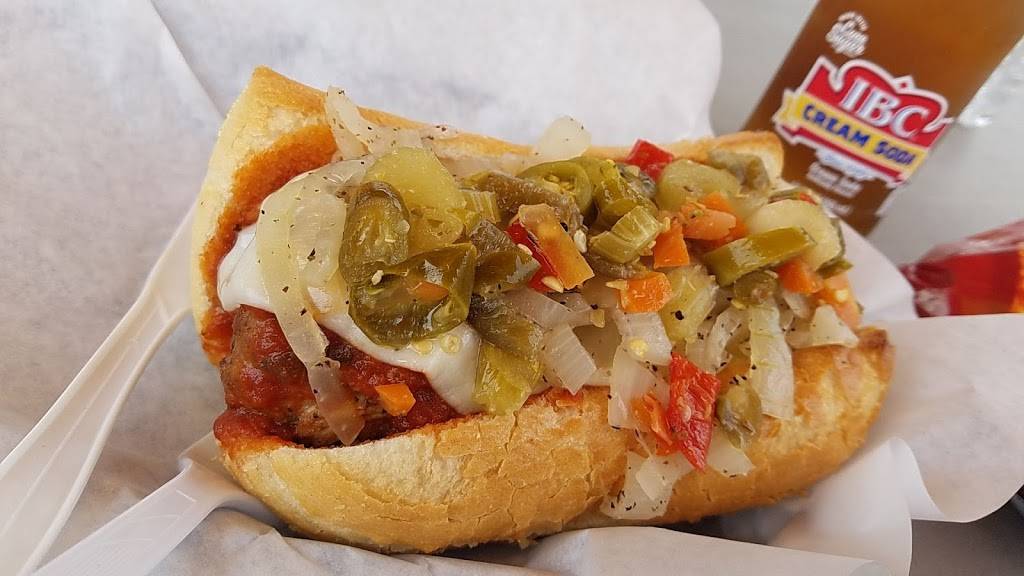 Chitown Chicago Style Eatery / Chi Town Hot Dogs | meal takeaway | 3595 Ranch Rd 620, Bee Cave, TX 78738, USA | 5122661140 OR +1 512-266-1140