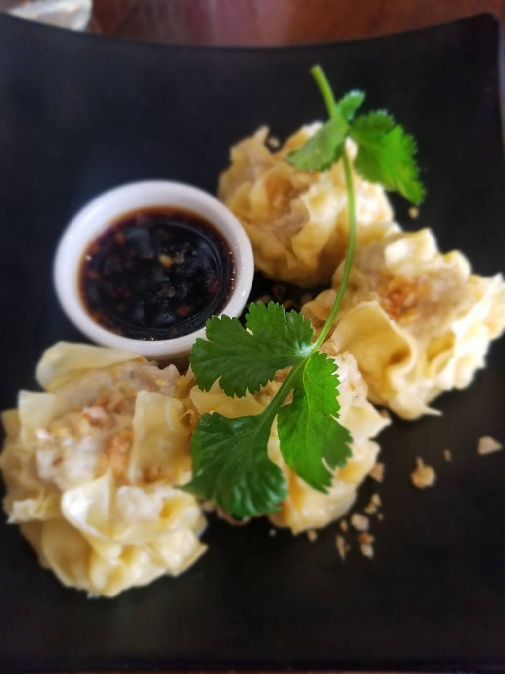 Mama Thai | restaurant | 200 Metairie-Hammond Hwy, Metairie, LA 70005, USA | 5042670040 OR +1 504-267-0040