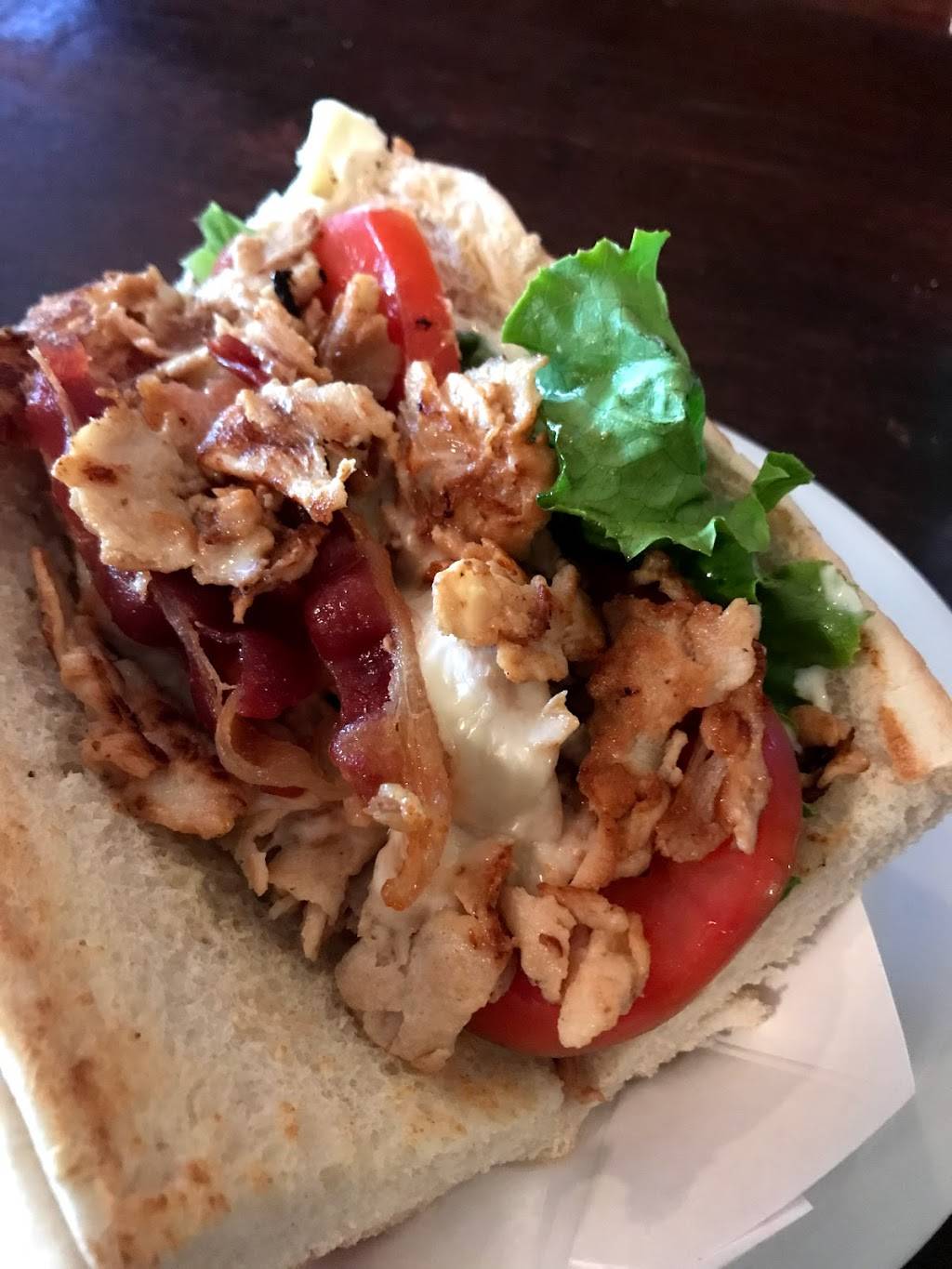 Canipe Brothers Bar & Grill | restaurant | 2104 Angus Rd, Charlottesville, VA 22901, USA | 4342936333 OR +1 434-293-6333